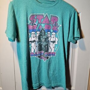 Star Wars Graphic Tee - Small